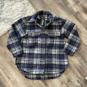 NWT✨ Boohoo Check Shacket